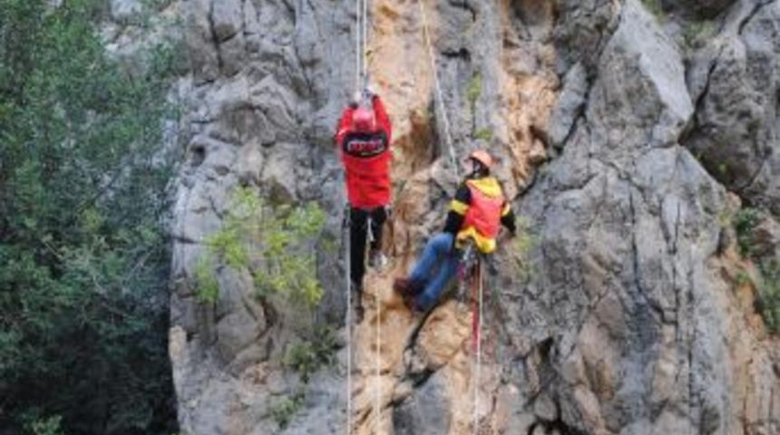 AKUT g&ouml;n&uuml;ll&uuml;leri Olimpos&rsquo;ta eğitime başladı