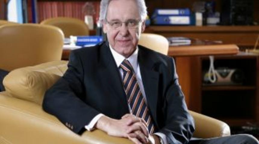 Rekt&ouml;r Taluğ&rsquo;dan g&ouml;rme engelli &ouml;ğrenciye destek s&ouml;z&uuml;