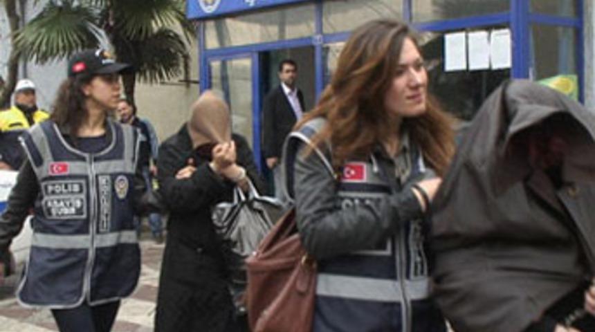 İşkenceyle fuhuş yaptırıyorlarmış