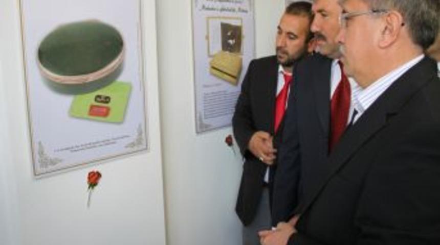 Kutsal emanetler resim sergisi ve sakal-ı şerif Pursaklar&rsquo;da ziyarete a&ccedil;ıldı