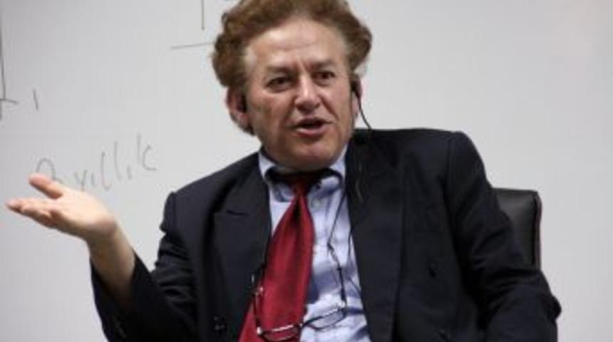 Prof. Dr. &Ouml;zer: İnsanın gelişmesi i&ccedil;in &ouml;ğrenmesi şart