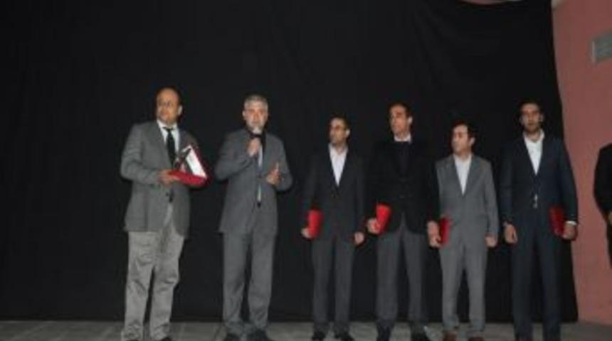 'Tuna Boyu' Patnos'ta g&ouml;n&uuml;lleri fethetti