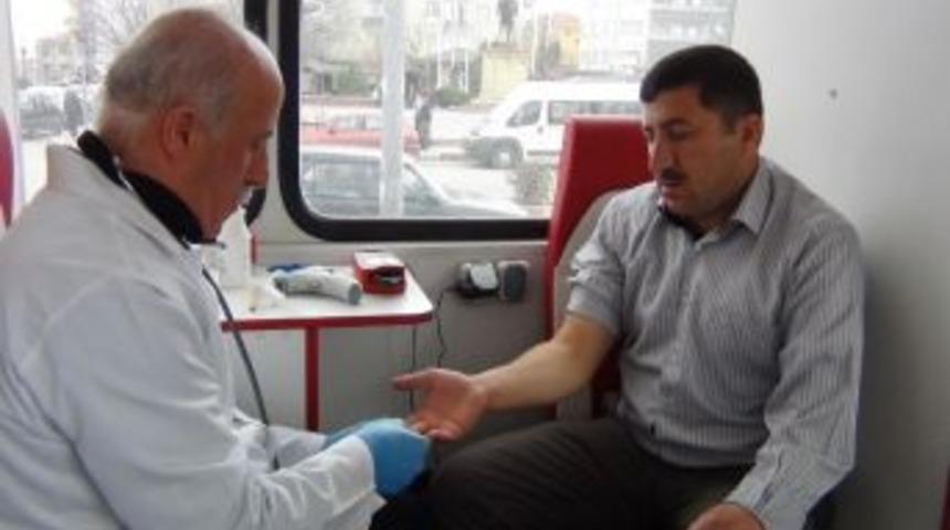 Kaman M&uuml;ft&uuml;l&uuml;ğ&uuml; &ccedil;alışanları kan bağışında bulundu