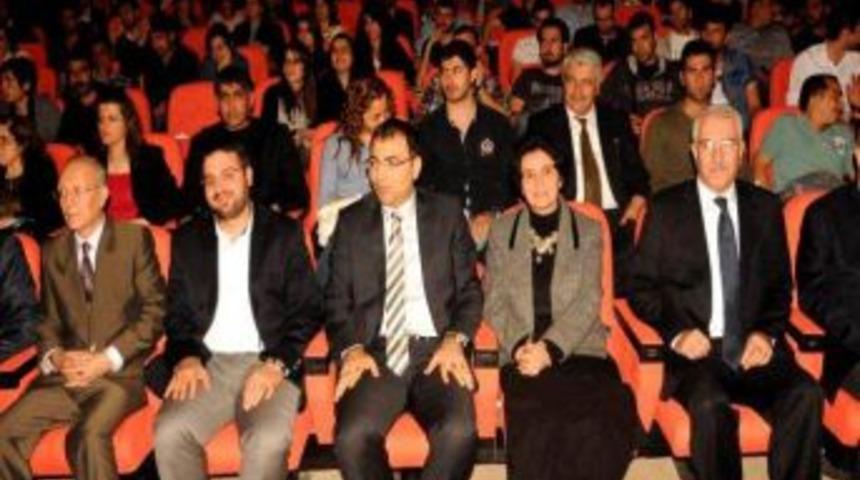 Diyarbakır'da 'maden Potansiyeli Ve Sekt&ouml;rel Sorunlar' Paneli D&uuml;zenlendi