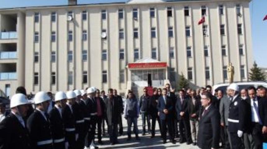 Şahin: Biz bir b&uuml;t&uuml;n&uuml;n ayrılmaz par&ccedil;alarıyız, aynı elin ayrılmaz parmaklarıyız