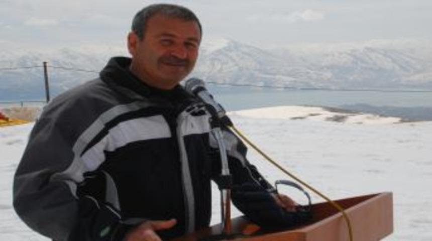 Bitlis&rsquo;te 36&rsquo;ncı Turizm Haftası Nemrut'ta yapılan kayakla başladı