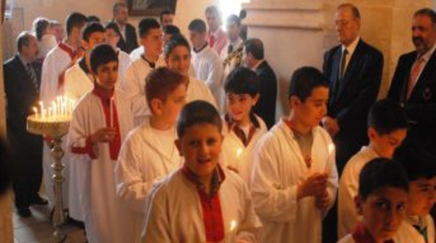 Mardin'de Paskalya Bayramı ayini