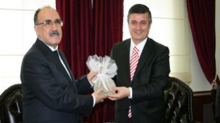 Başbakan Yardımcısı Atalay: 28 Şubat'ta rekt&ouml;rl&uuml;k g&ouml;revimden alındım