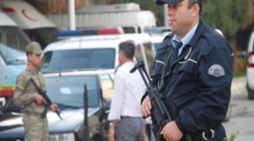 Komando taburuna roketli saldırı: 2 asker yaralandı