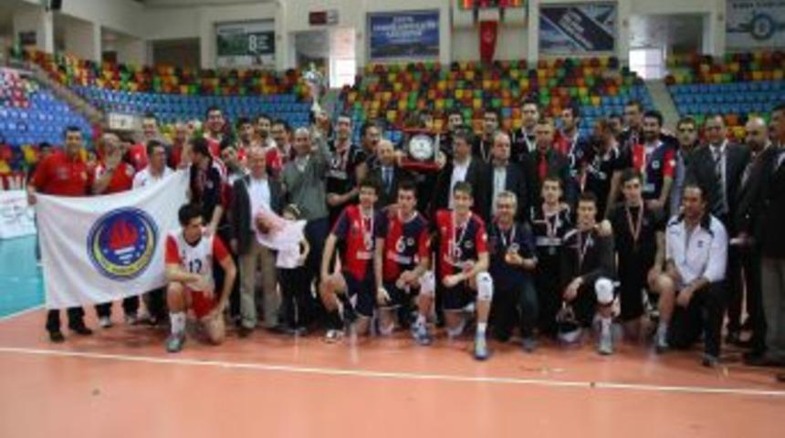 Aroma Erkekler Voleybol 2. Lig Final Grubu