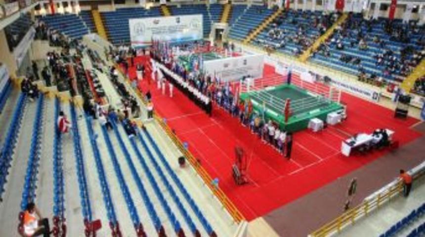 Avrupa Kıtası Olimpiyat Boks Eleme M&uuml;sabakaları Trabzon'da Başladı