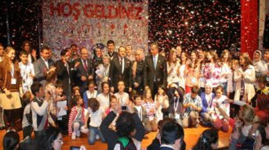 8. Ulusal İlk&ouml;ğretim Sosyal Bilimler Olimpiyatı'na Yamanlar damgası