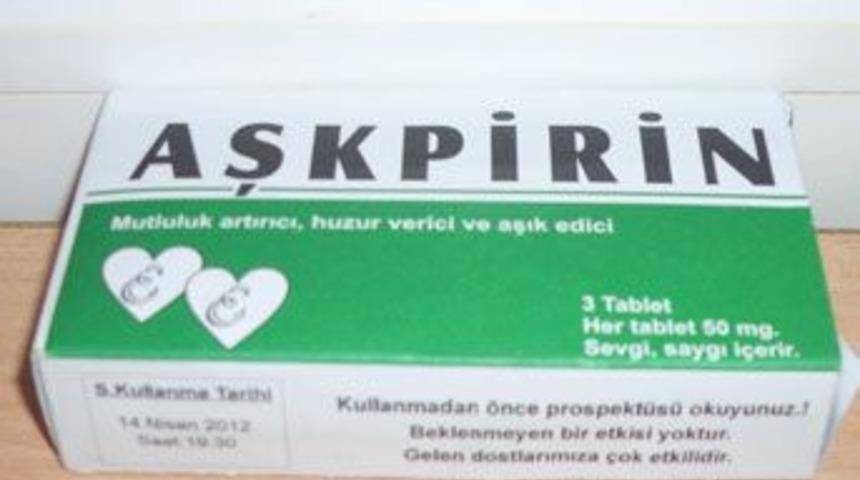 En ilgin&ccedil; d&uuml;ğ&uuml;n davetiyesi