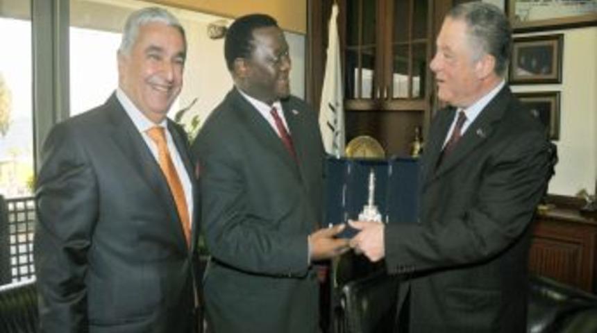 G&uuml;ney Afrika Cumhuriyeti&rsquo;nden İzmir'e kardeş şehir isteği