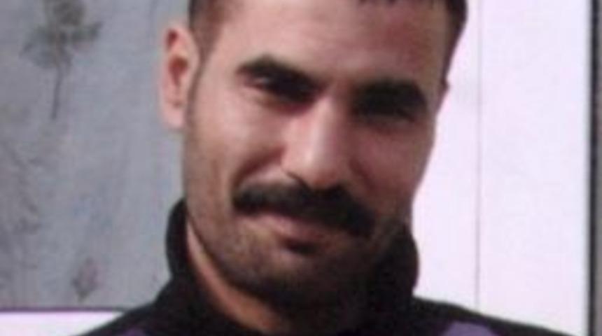 Polisten ka&ccedil;arken kaybolduğu dereden cesedi &ccedil;ıktı
