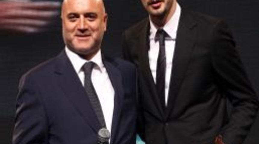 Tolga Zengin: Fenerbah&ccedil;e mağlubiyetini unutup bir an &ouml;nce toparlanmalıyız