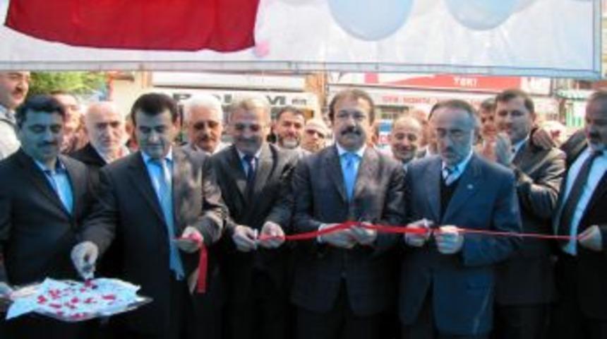 Kur&rsquo;an kursu &ouml;ğrencileri yararına kermes