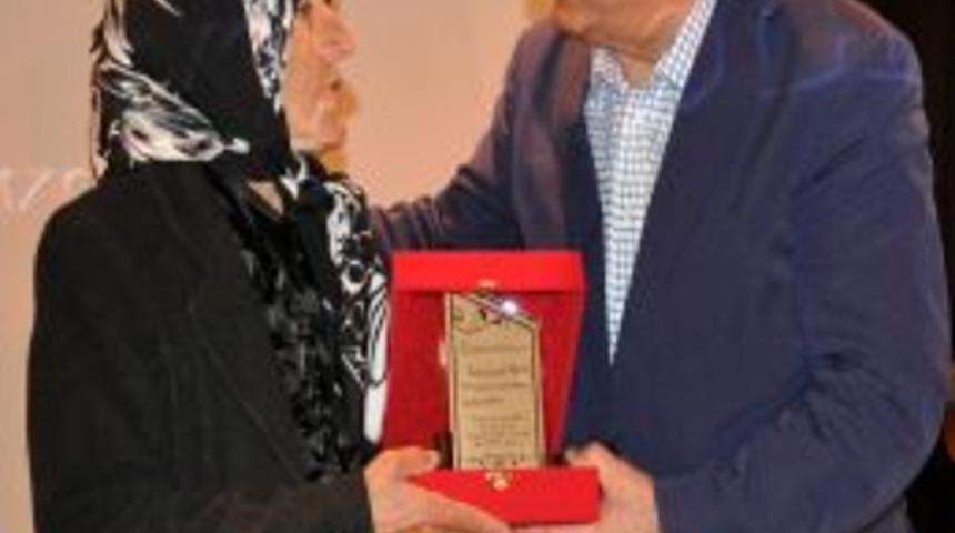 Rize’de yılın annesi seçilecek