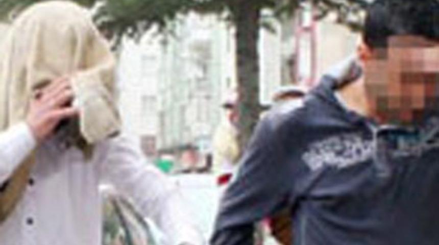 Damat tıraşında cinsel istismar g&ouml;zaltısı