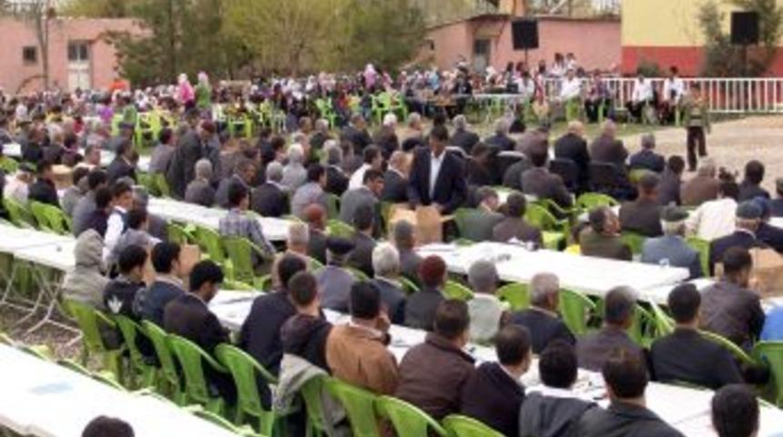 B&uuml;kl&uuml;m K&ouml;y&uuml;nde Geniş Katılımlı Kutlu Doğum Programı