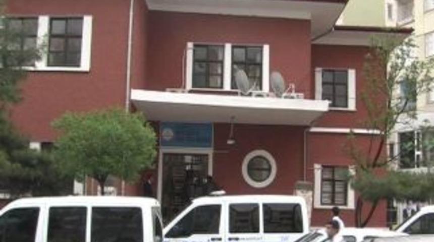 &Ouml;ğretmene rapor dayağı