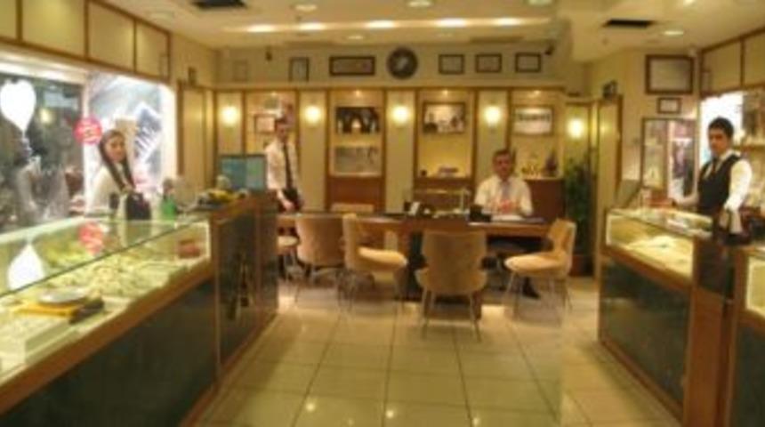 Atasay'dan annelere özel Anturaj Set hediye!