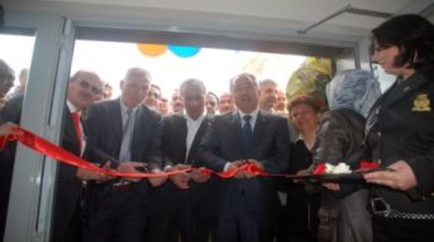 AKP &Ccedil;iftlikk&ouml;y, yeni yerinde