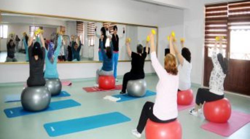 Mamak Belediyesi Sosyal Projelerde Kadınlara Ve &Ccedil;ocuklara &Ouml;ncelik Veriyor