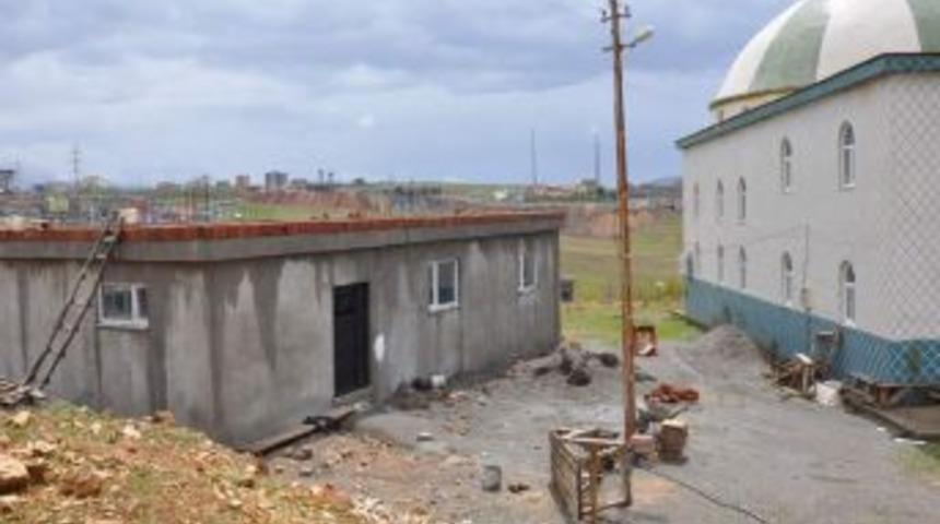 Siirt'te Taziye Evlerinin Yapımına Başlandı