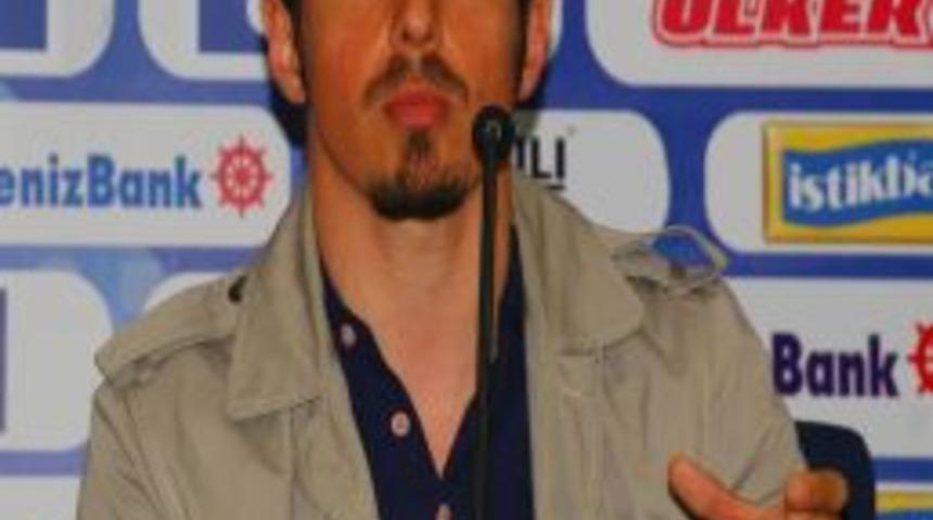 Emre Bel&ouml;zoğlu, 'ırk&ccedil;ılık' İddialarını Reddetti