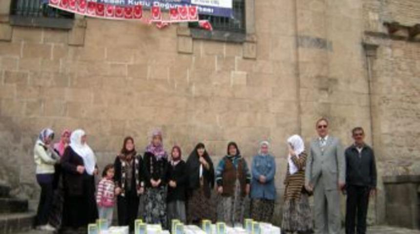 Din g&ouml;revlileri &ccedil;evre ziyaretlerinde bulundu