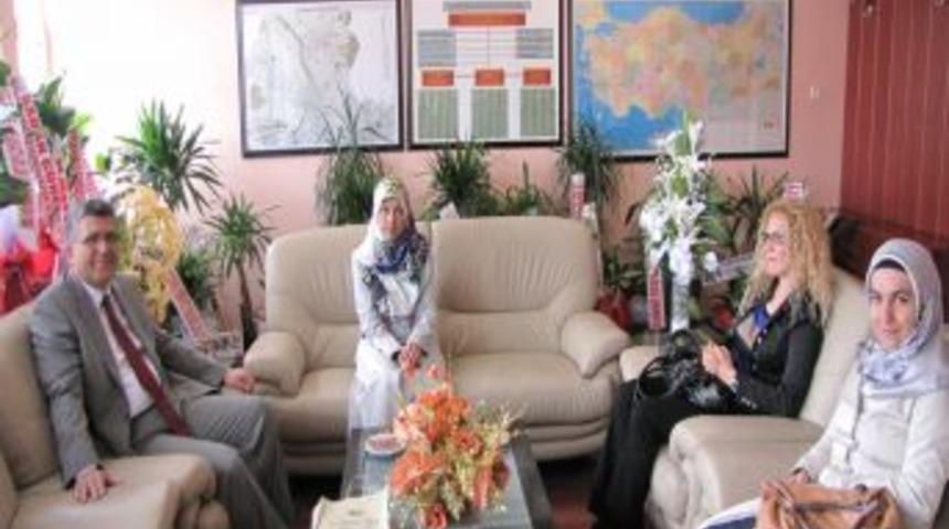 Kadın derneğinden Emniyet M&uuml;d&uuml;r&uuml; Aşık&rsquo;a ziyaret