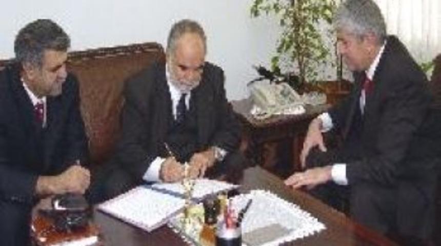 Hayırsever vatandaşın sitemi