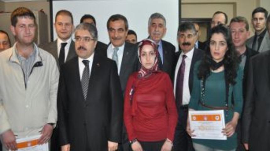 Meslek kursunu tamamlayanlar sertifikalarını aldı