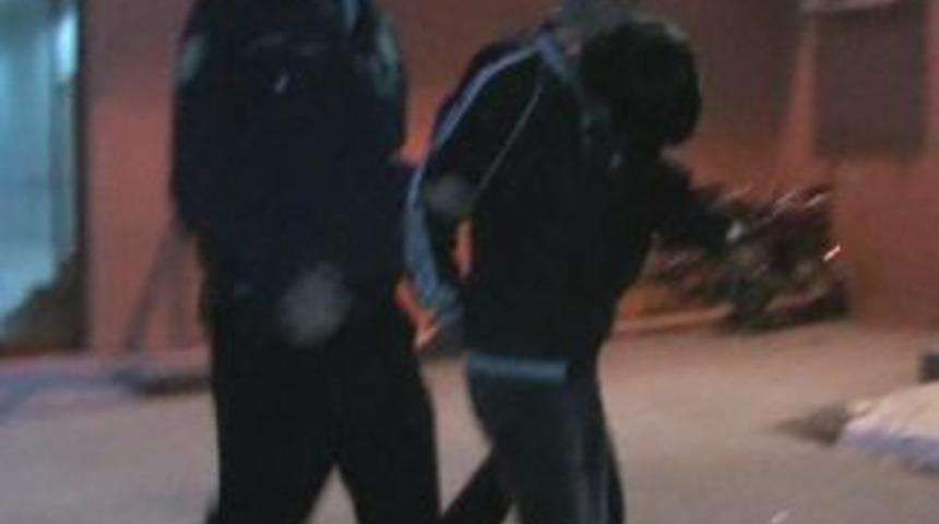 Kuş kafesinde suçüstü…