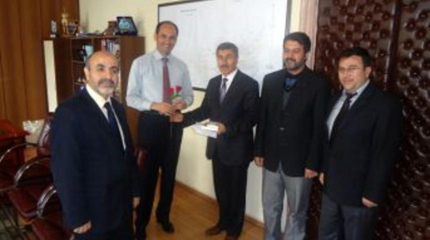 Edremit M&uuml;ft&uuml;l&uuml;ğ&uuml; Kutlu Doğum ziyaretlerine başladı