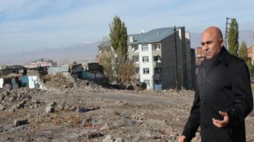 Yakutiye, AK Parti'nin en başarılı ikinci il&ccedil;e belediyesi se&ccedil;ildi