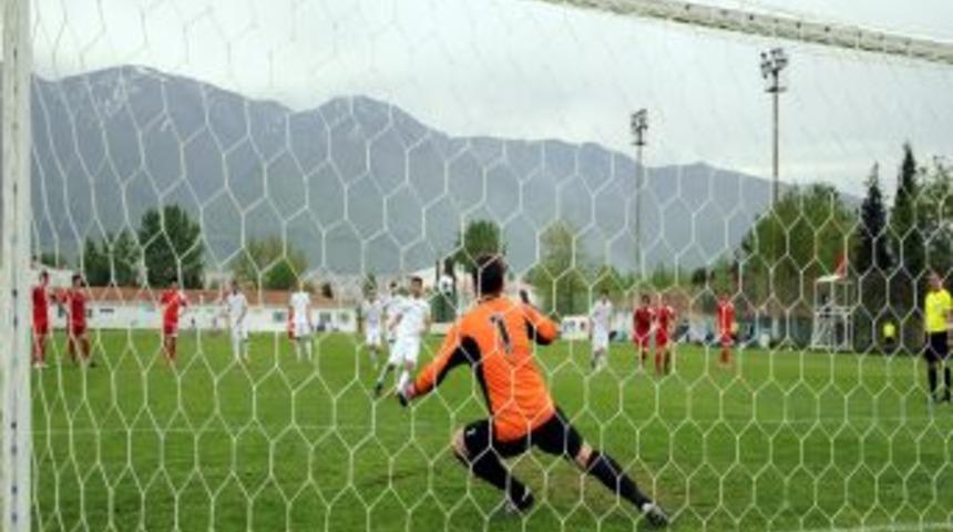 Bursaspor A2: 5 - Tavşanlı Linyitspor: 2