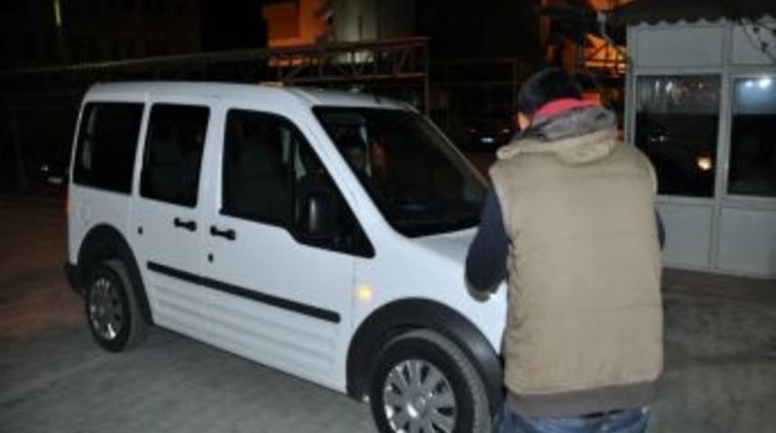 Yasadışı Dinlemeye 8 Tutuklama