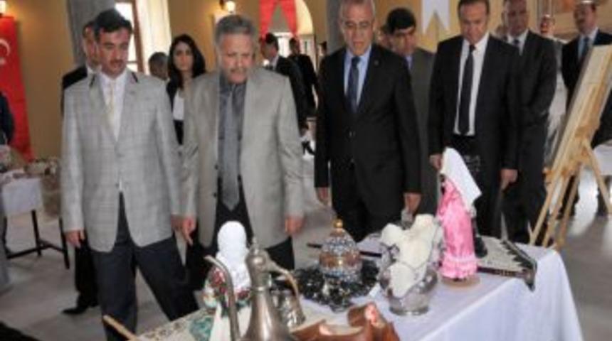 Vali Kahraman: Turizm, d&uuml;nyadaki en stratejik yatırım