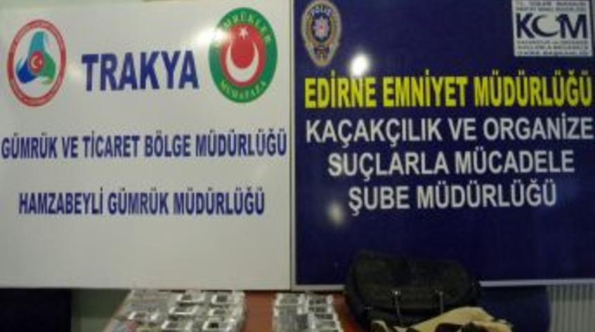 Edirne&rsquo;de 10 g&uuml;nde 350 adet ka&ccedil;ak i-phone ele ge&ccedil;irildi