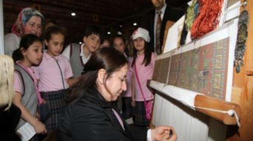 D&uuml;nya &ccedil;ocukları Kocaeli'de buluştu