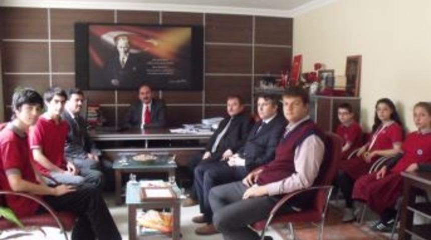 &Ouml;zel &Ouml;zcan'ın olimpiyat şampiyonları protokol&uuml; ziyaret etti