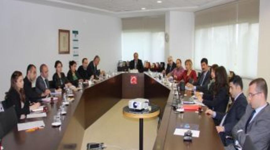 Sanayiciler g&uuml;venli &uuml;r&uuml;n sunumu hakkında bilgilendirildi