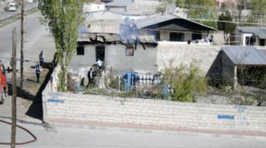 T&uuml;p patlaması paniğe neden oldu