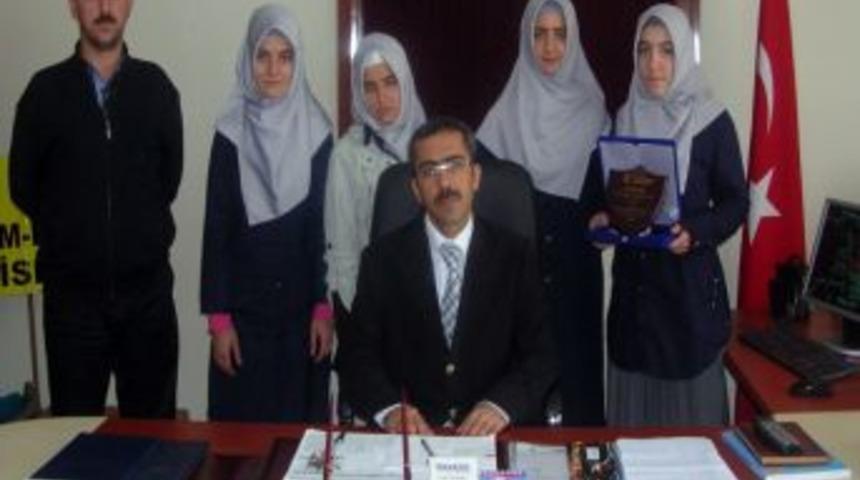 Batman İmam Hatip Lisesi, Arap&ccedil;a yarışmasında ikinci oldu