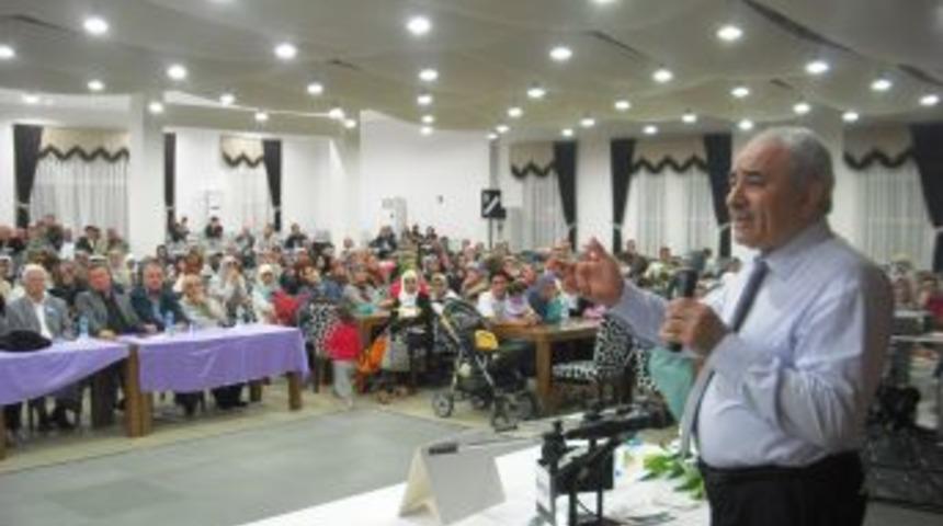 Kutlu Doğum sevinci salonları doldurdu