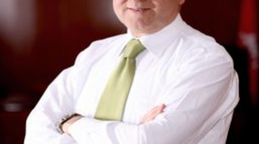 G&uuml;zelbey, en başarılı 6. B&uuml;y&uuml;kşehir Belediye Başkanı oldu