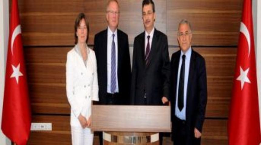Alman B&uuml;y&uuml;kel&ccedil;i Pohl, Şanlıurfa&rsquo;da