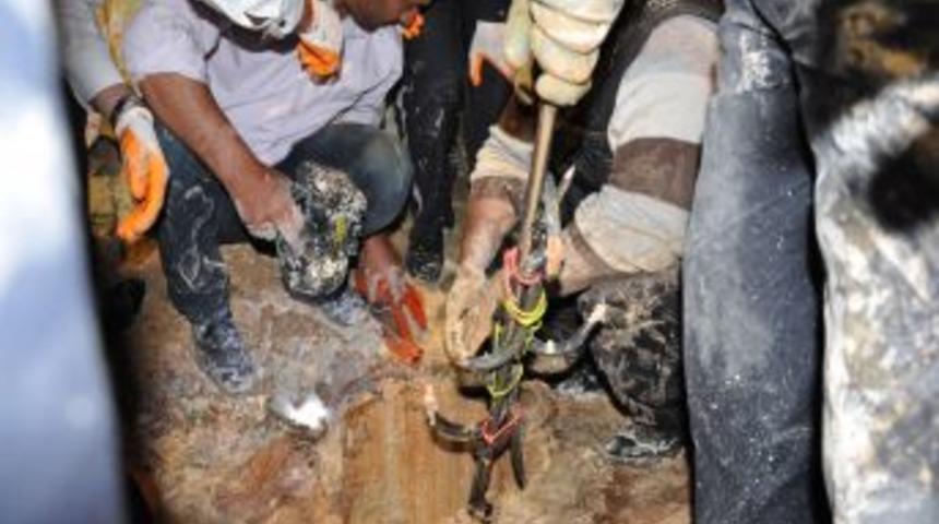 6 Yaşındaki &Ccedil;ocuk Apartmanın Bah&ccedil;esindeki Kuyuya D&uuml;şt&uuml;